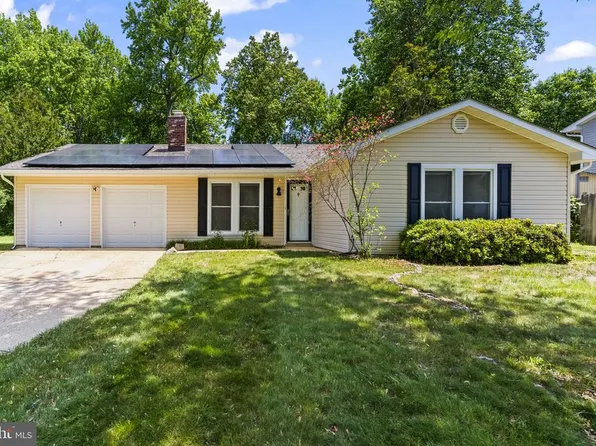 2060 Red Spruce Ct, Bryans Road, MD 20616