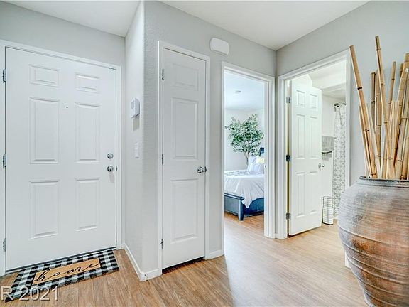 4th image of 4802 Valmark Dr