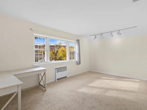 97 Riverview Avenue image 12 of 18