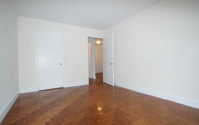 Rented by BLU Real Estate