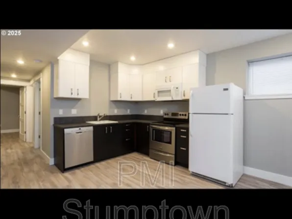 5036 NE 12th Ave #B, Portland, OR 97211