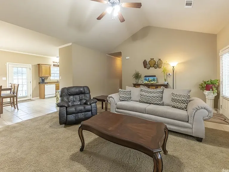 1804 Milburn Dr — Photo 5