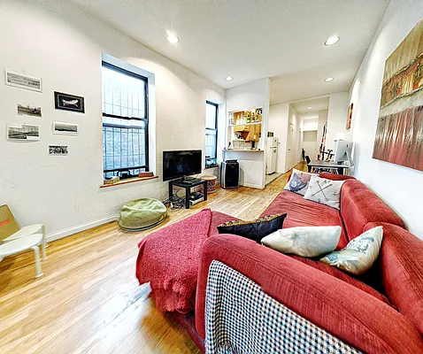 Rented by Union Square Property Management | media 1