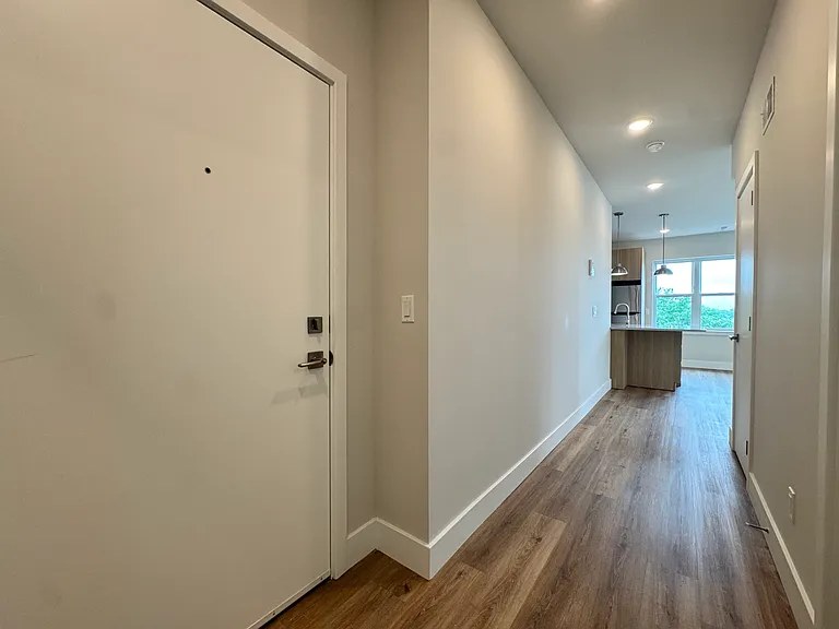 5222-24 Chester Ave #15 — Photo 3