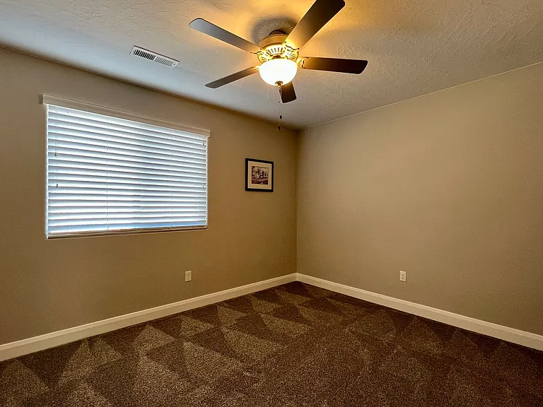 2520 Blackhawk Dr #30 — Photo 40