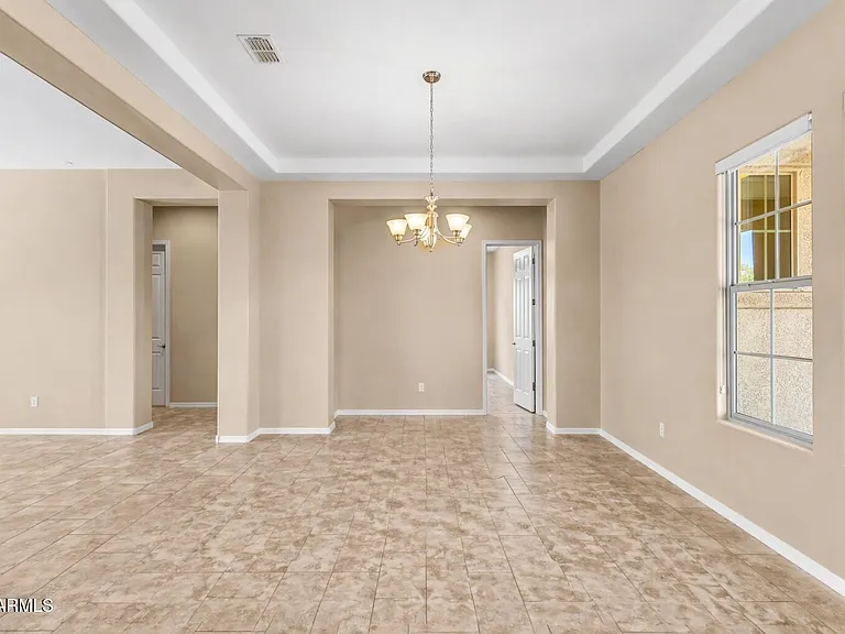 2827 E Muirfield St — Photo 26