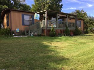 2183 Mountain View Church Rd, King, NC 27021