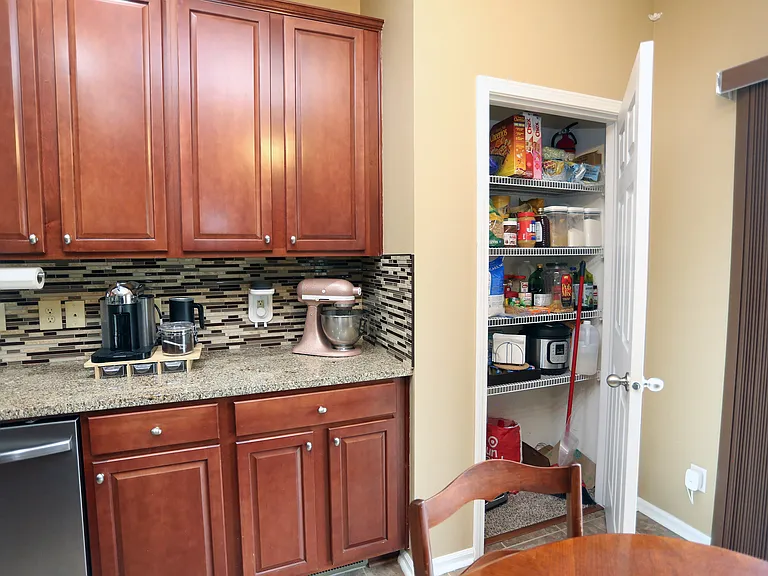 2502 Raven Ridge Dr — Photo 18