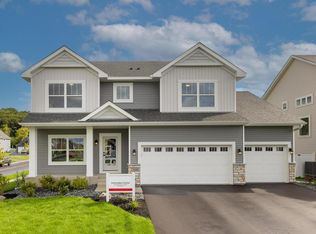 7696 Waverly Ave, Shakopee, MN 55379