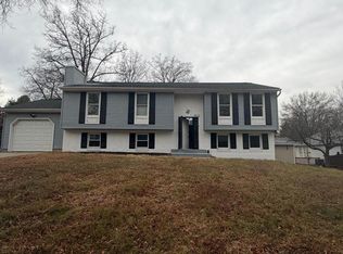 8916 Trapper Ln, Hyattsville, MD 20783