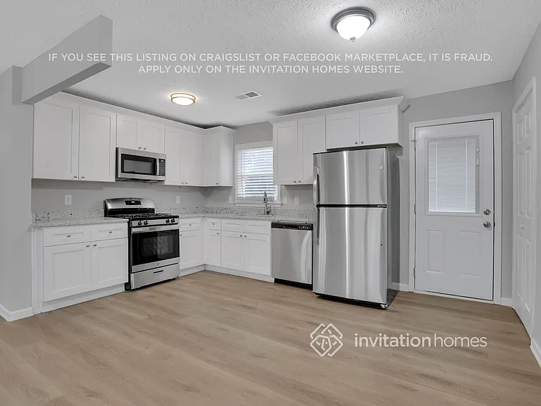 76 Sweetwater Way — Photo 10