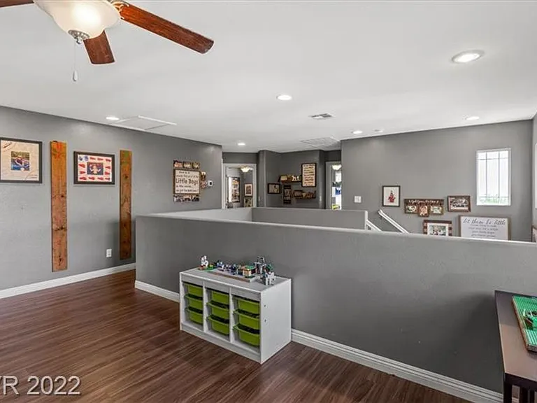 7725 Donner Peak St — Photo 28