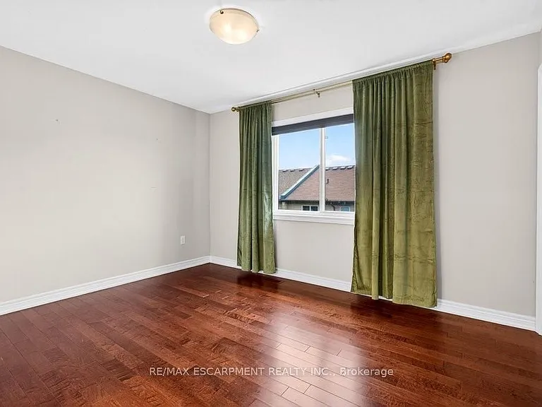 377 Glancaster Rd #16 — Photo 27