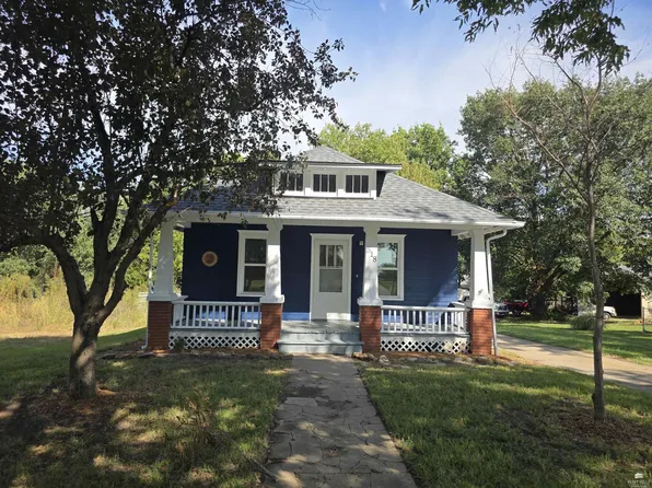 518 S Bridge St, Enterprise, KS 67441