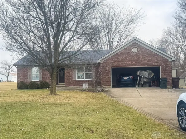 11551 S Wolf Creek Pike, Brookville, OH 45309