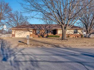 3300 SW Dukeries Rd, Topeka, KS 66614