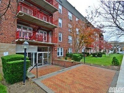60 Hempstead Ave, Lynbrook, NY, 11563