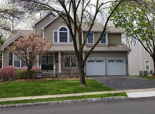 10 Landau Rd, Basking Ridge, NJ 07920