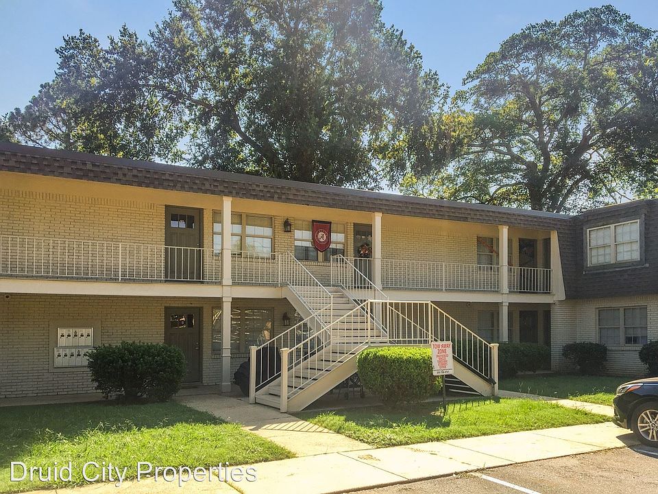 1st image of 619 15th Ave