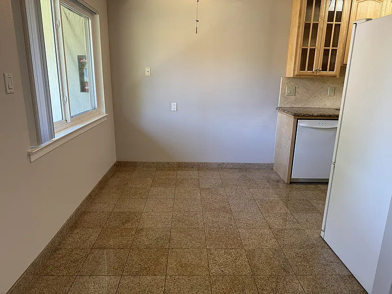 727 Opal Dr #3 — Photo 6