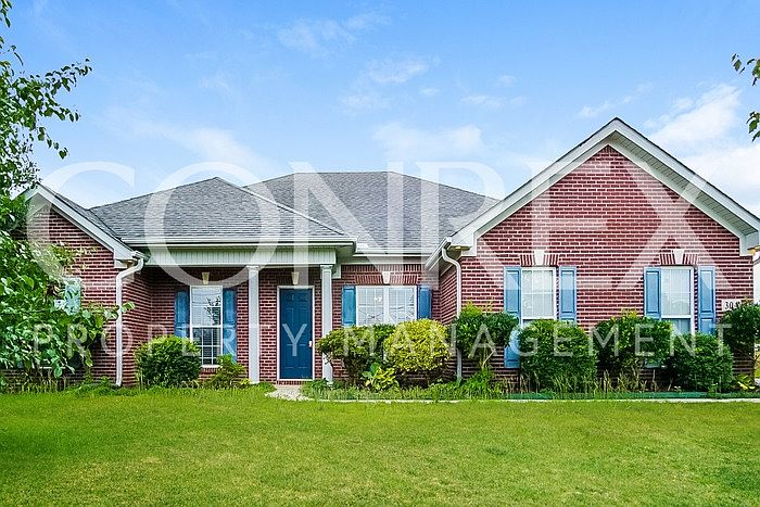 1st image of 304 Smokey Hills Ct
