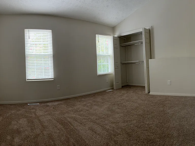 806 Wedgewood Way — Photo 9