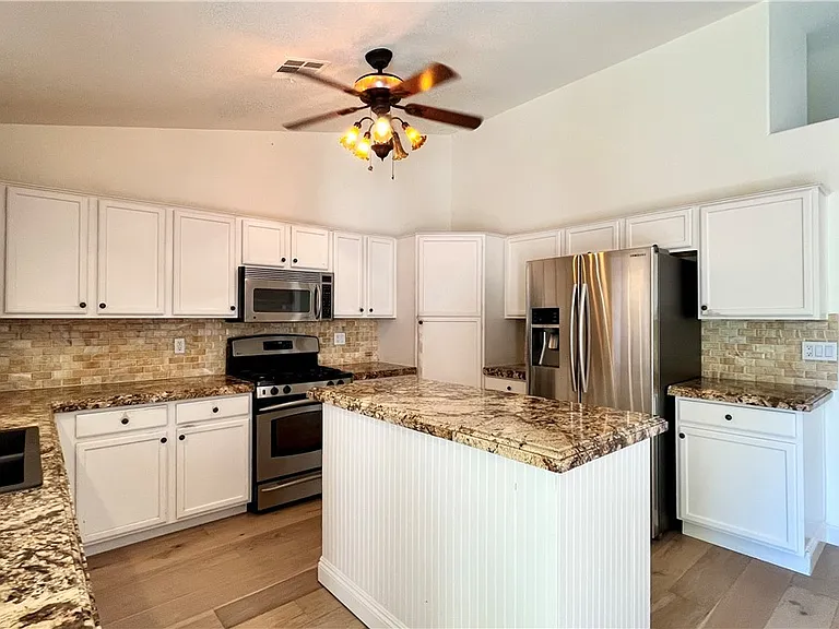 685 Pansy Pl — Photo 8