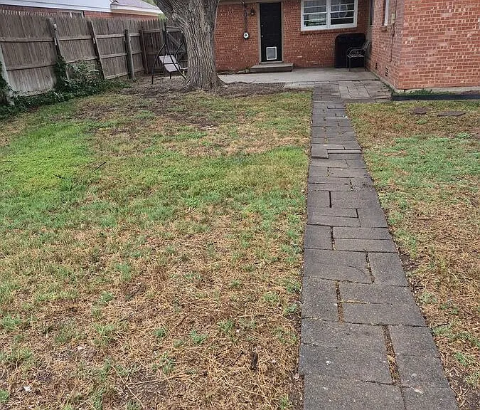 3719 Julie Dr — Photo 7