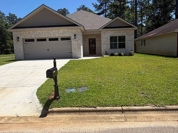 101 Pace Ln