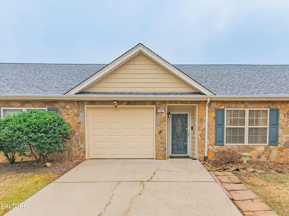 5285 Avery Woods Ln, Knoxville, TN 37921