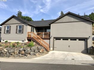 2606 Denton St, The Dalles, OR 97058
