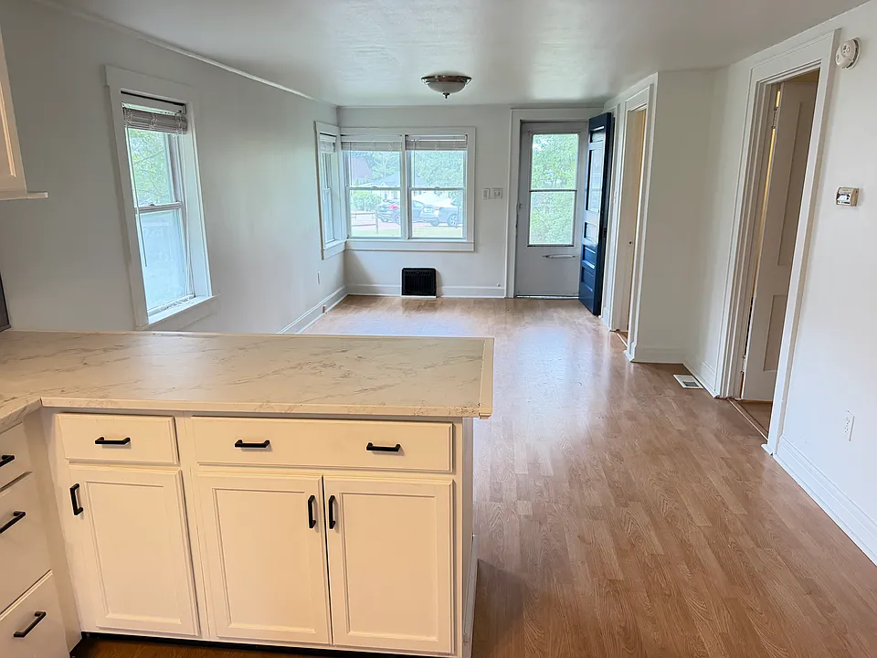 120 Marble Island Rd