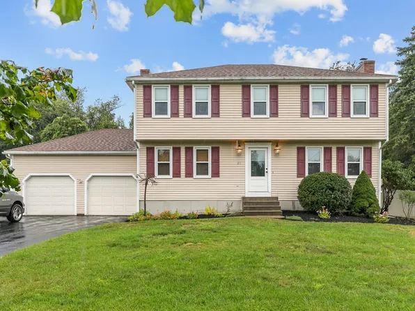 20 Fox Run Rd, Bellingham, MA 02019