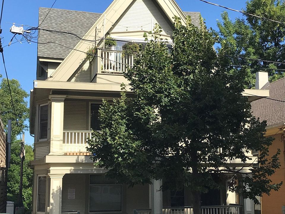 314 E. Mifflin / #1 entrance is on the bottom left