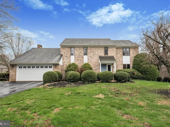 28 Beech Hill Dr, Newark, DE 19711