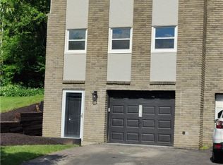 313 Joan Of Arc Ct, Clairton, PA 15025