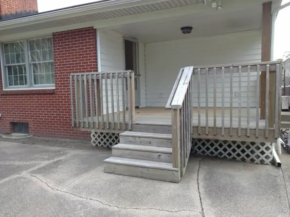 4614 Curwood Ave SE, Kentwood, MI 49508