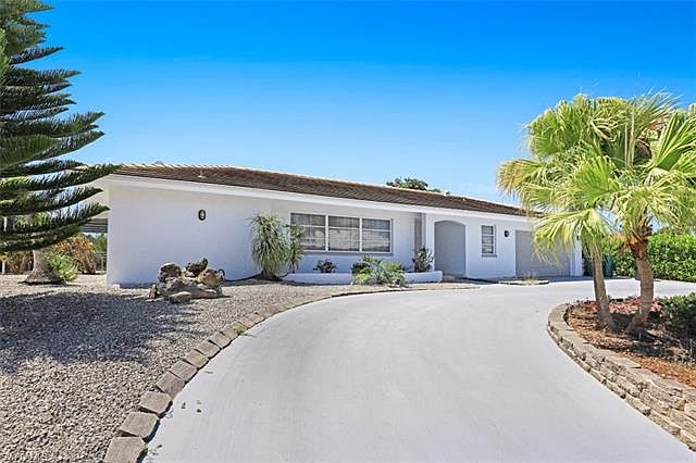 1st image of 288 Grapewood Ct