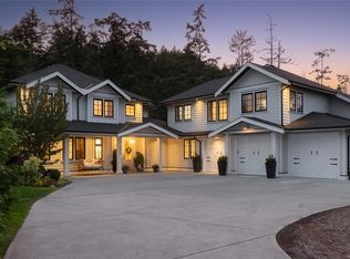 10730 Bayfield Rd, North Saanich, BC V8L5S7