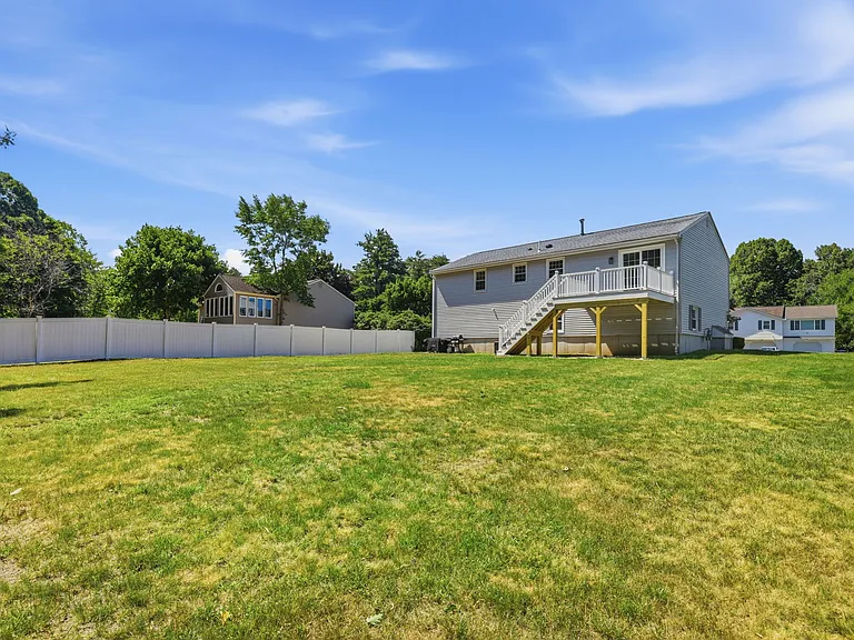 121 Rolling Ridge Ln — Photo 40