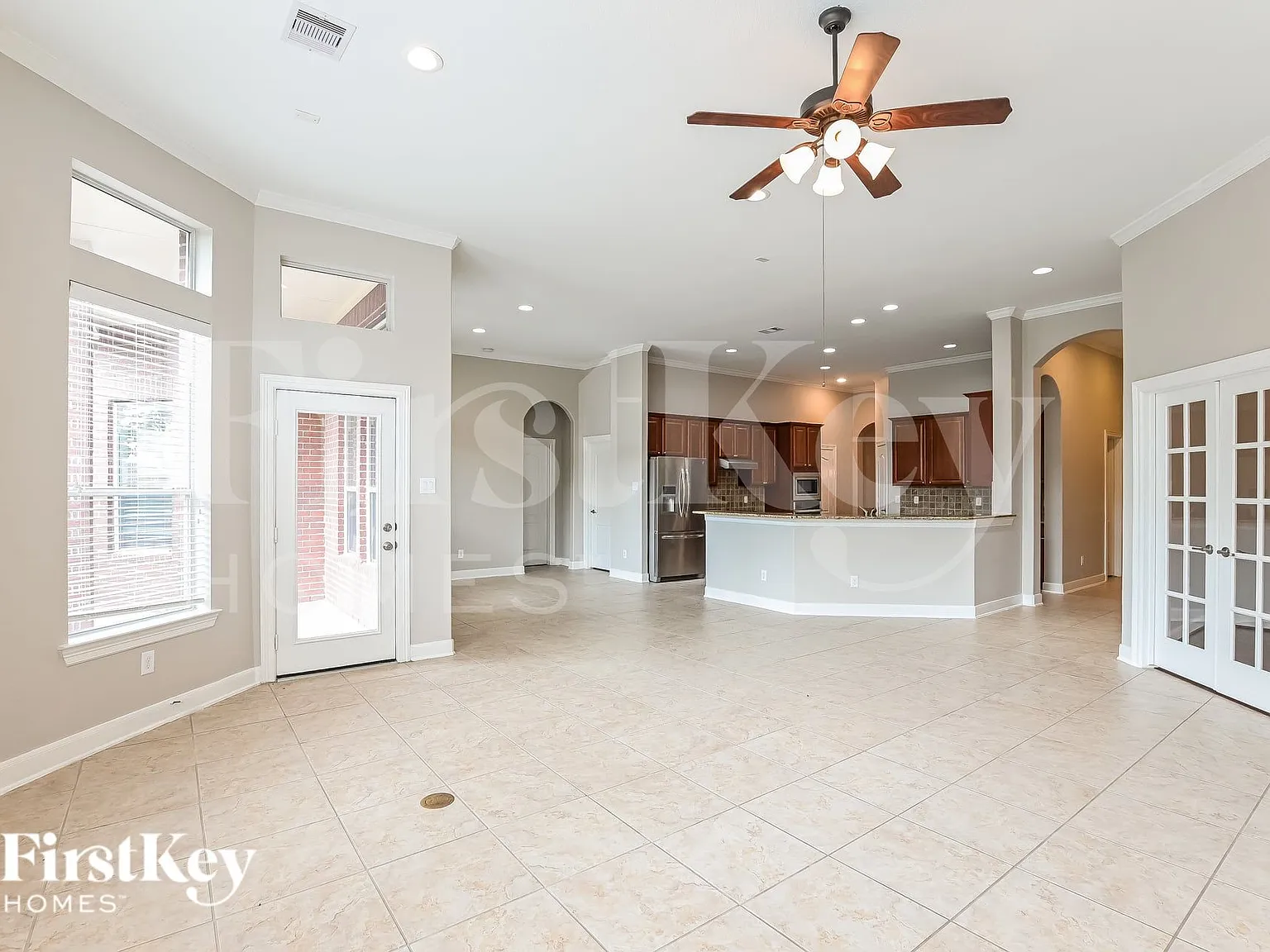 4 bed, 2.5 bath, 2984 sqft, $2,575 — Photo 4