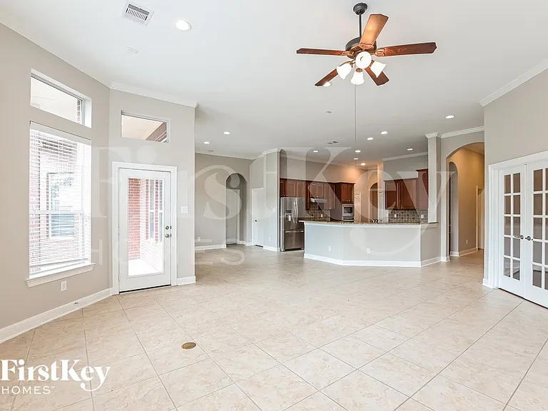 1934 Graystone Hills Dr — Photo 4