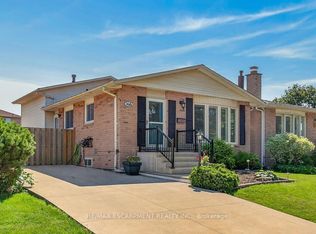 166 Athenia Dr, Hamilton, ON L8J1V7