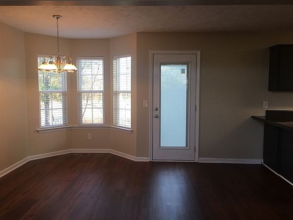 4th image of 206 Bankside Dr