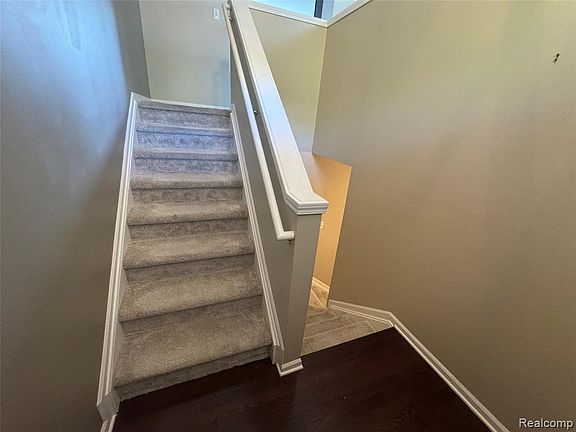 5th image of 28022 Hopkins Dr #156