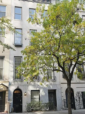 Sold by Sotheby's International Realty | media 1