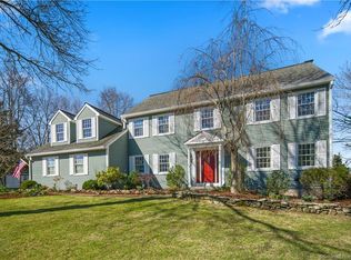 15 Ash Ct, Middletown, CT 06457