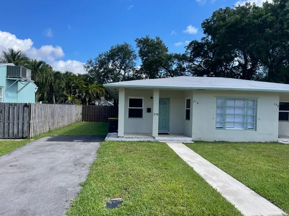 206 SW 2nd Pl, Dania, FL 33004