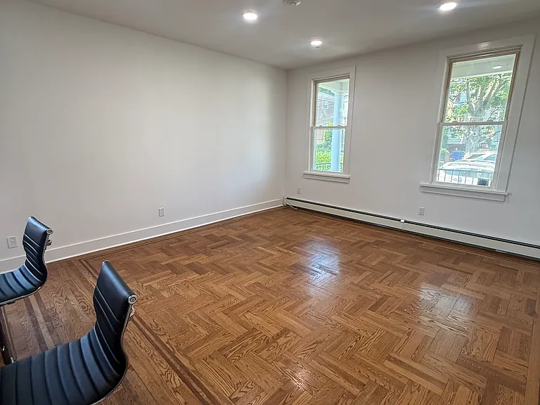 40 Sterling Ave #1 — Photo 9