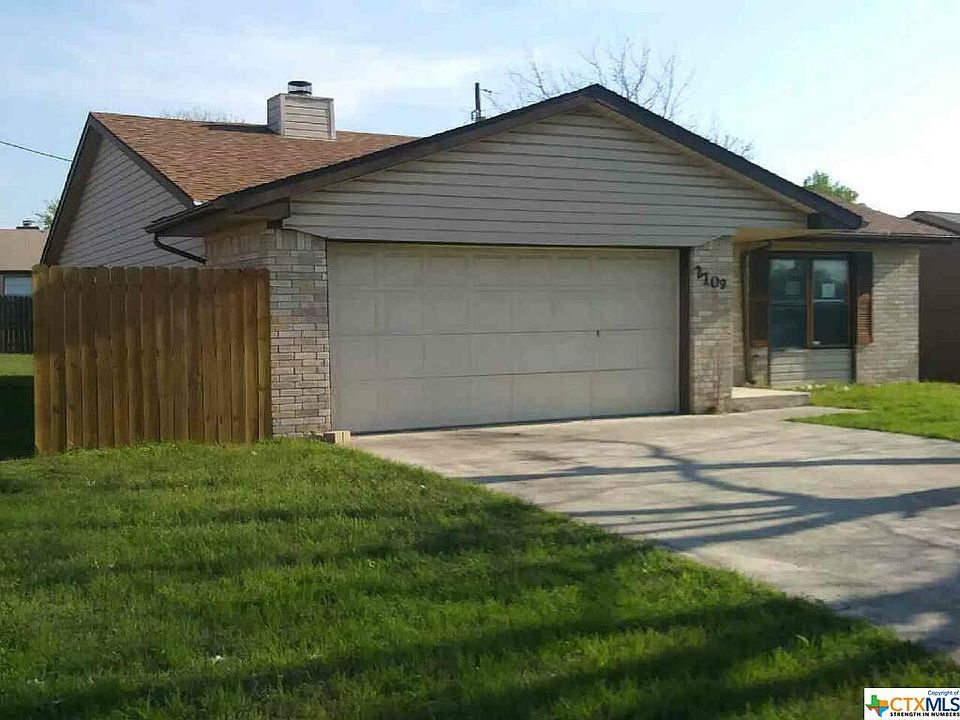 1st image of 2109 Corona Dr